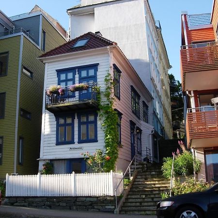 Historic Bergen House, Right In The Middle Of Everything! Exterior photo